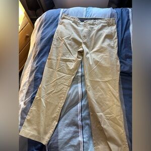Van Heusen Men's Khaki Chinos 36x30